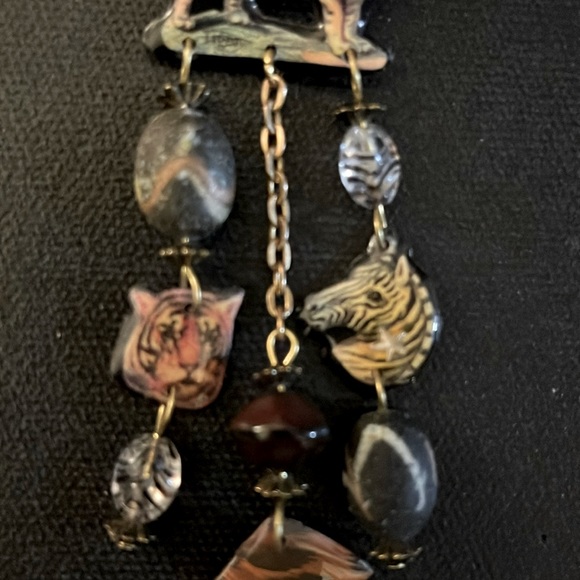 NWOT DESIGNS FROM THE DEEP SAFARI BROOCH - Picture 6 of 7